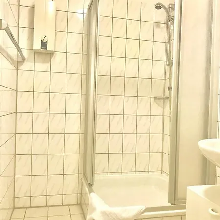 아파트 Mobliertes 1 Raum 34m² In Steinbergstr.3